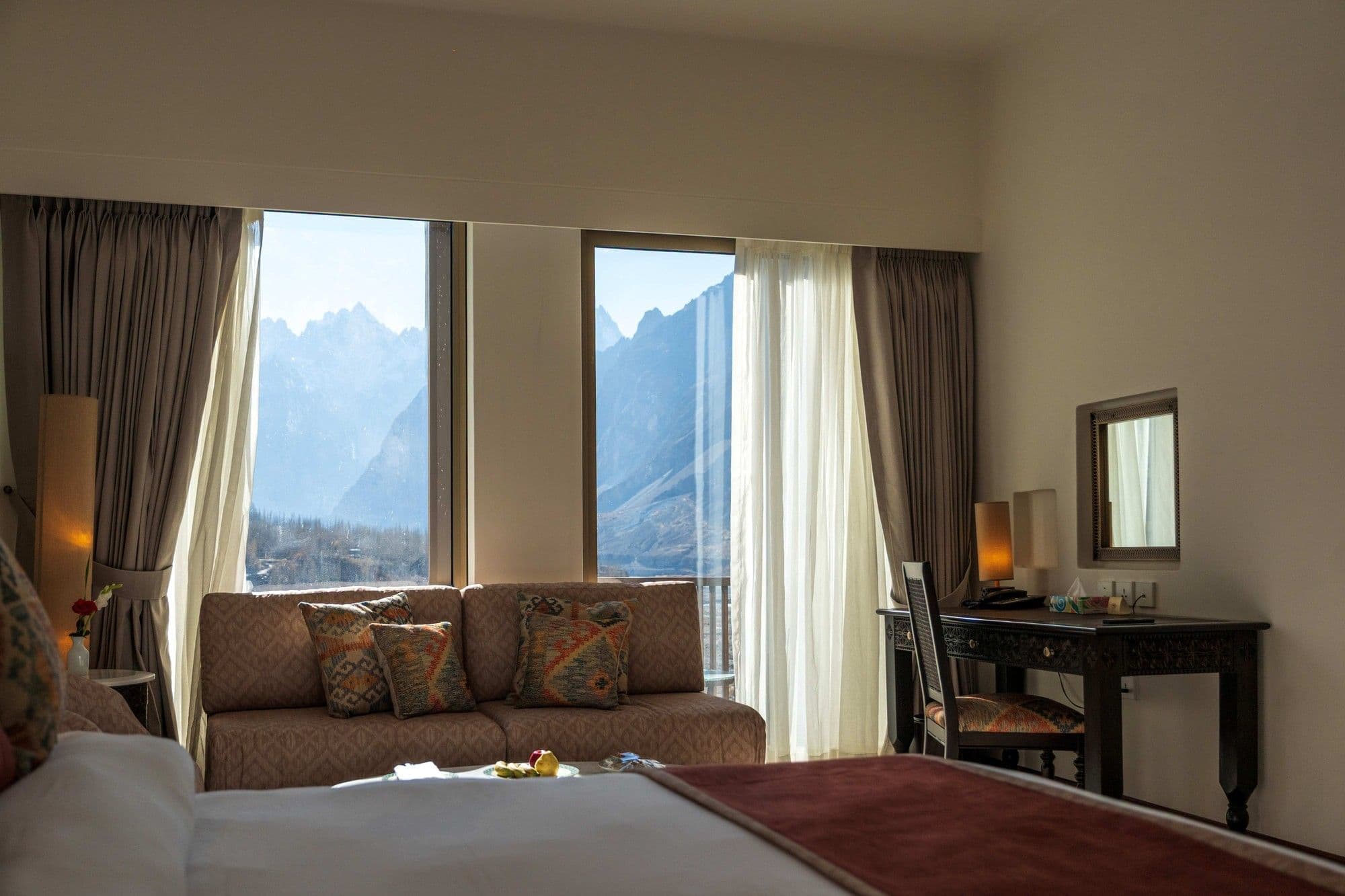 Sost Serena Hotel photo 3