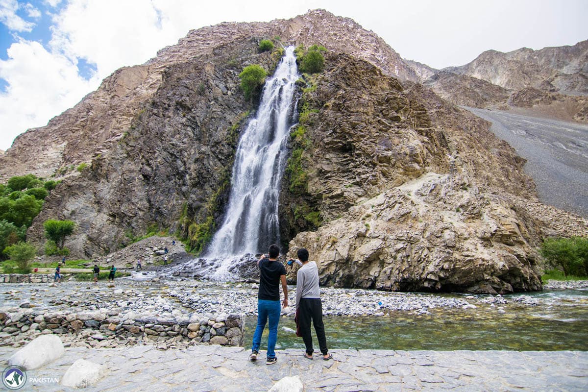 Manthoka Waterfall